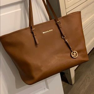 Tan saffino leather bag